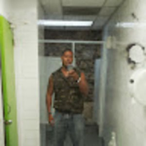 Meet your Posher, Lawrence